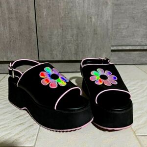 New Delia's One Way Ticket platform sandals 10